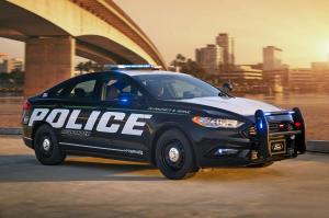 Ford Police Responder Hybrid Sedan 2017 года